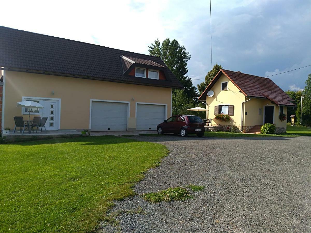 Apartments Jure Smoljanac Exterior foto